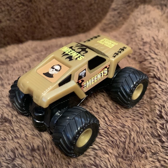 Team Meents Motor Sports 2002 SFX Monster Jam Truck 2000-2002 World Champion - Picture 4 of 7